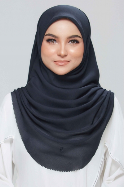 Suri Classic  l Black